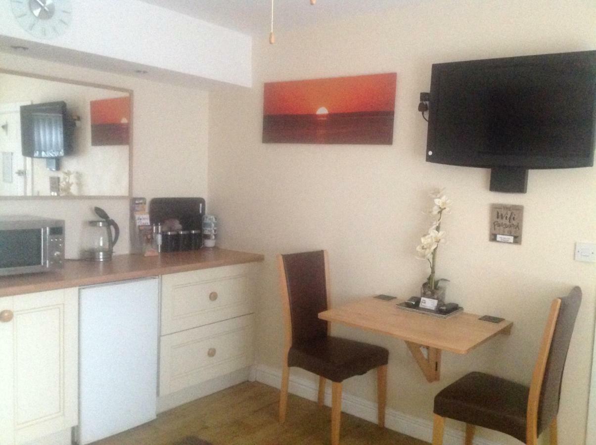 Crossways Tavern Apartment
